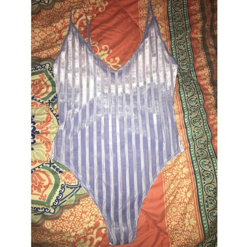 Forever 21 periwinkle velvet stripe bodysuit